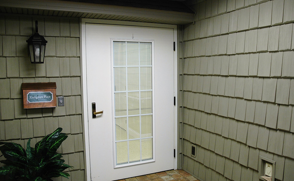 Walnut Hills Assisted Living » Living & Care Options » Walnut Hills