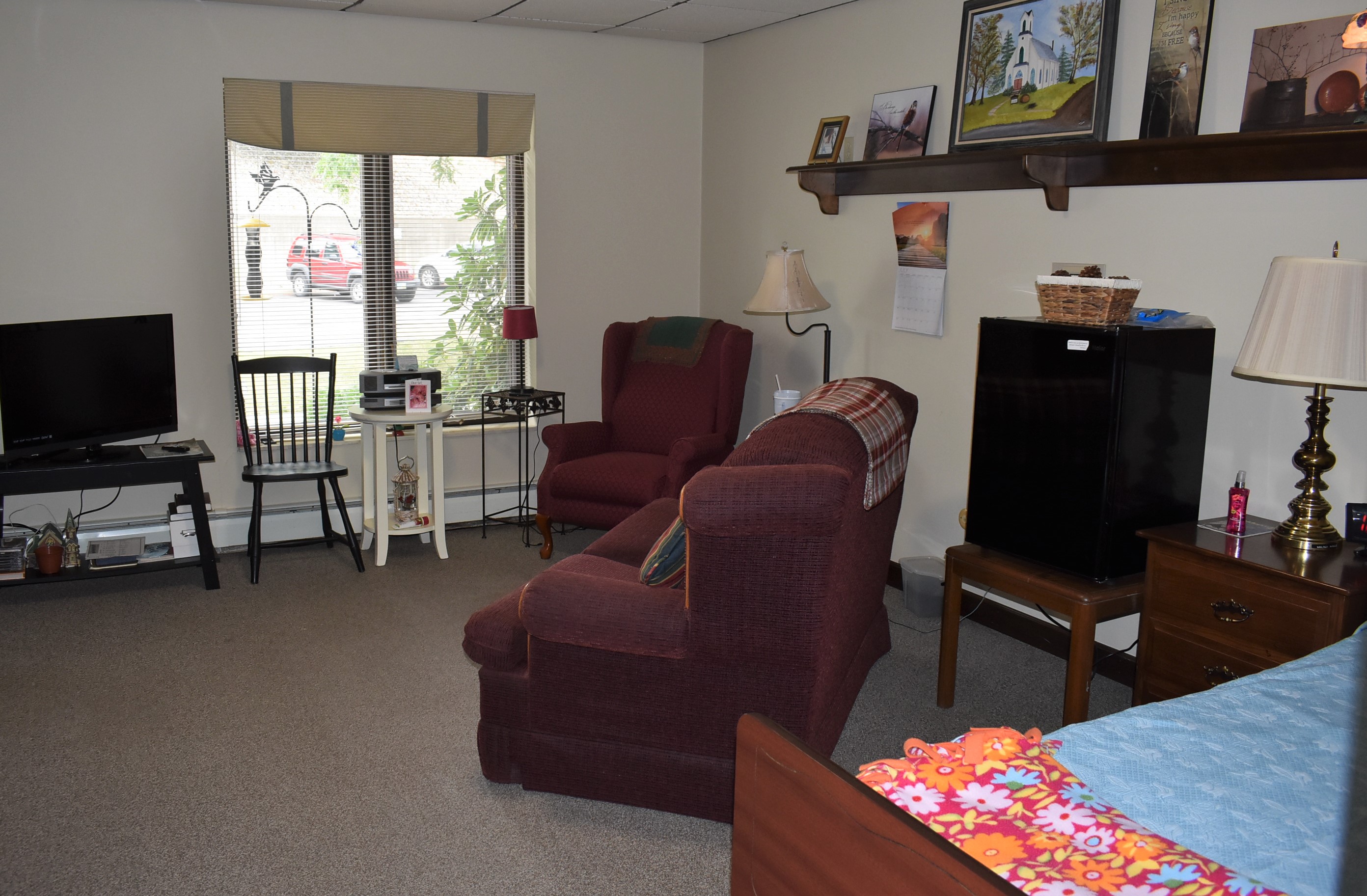 Walnut Hills Assisted Living » Living & Care Options » Walnut Hills