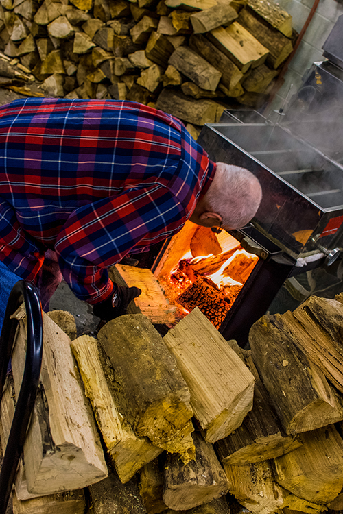 Hamilton Grove Maple Syrup Volunteer