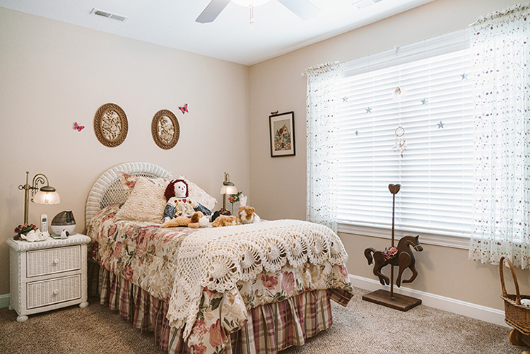 Southfield Village Independent Living » Living & Care Options » Southfield Village